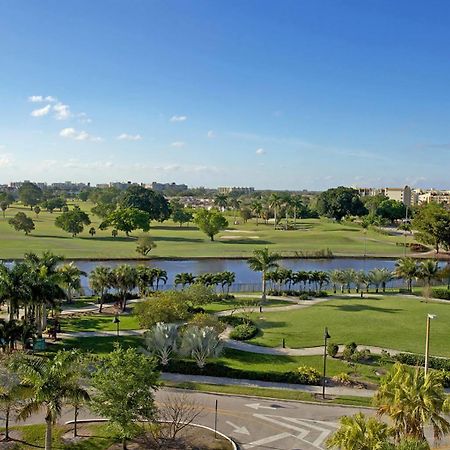 Chateau Mar Golf Resort, Trademark Collection By Wyndham Лодерхилл Экстерьер фото